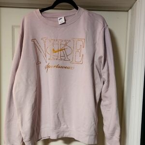NWOT Nike Light Purple Sweatshirt with Gold Accents.  Crew Neck.  Size XXL